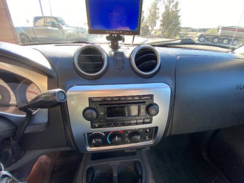 2006 Mitsubishi Raider Duro Cross V8