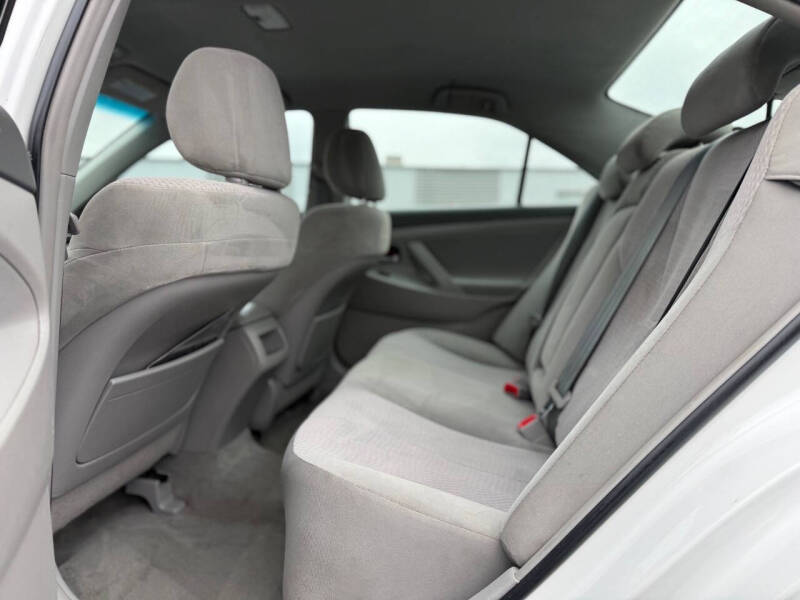 2010 Toyota Camry LE