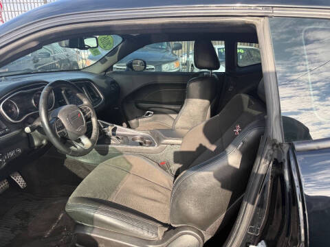 2016 Dodge Challenger R/T Scat Pack