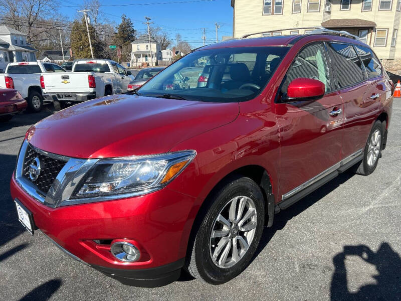 2013 Nissan Pathfinder for sale at North End Auto Sales in New Bedford MA