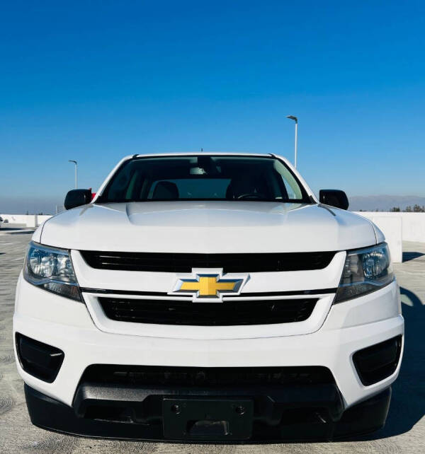 2018 Chevrolet Colorado Work Truck photo 3