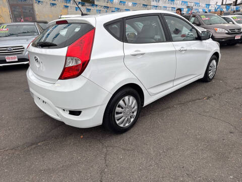 2015 Hyundai Accent GS