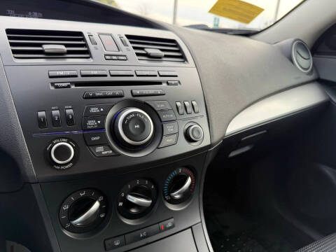 2012 Mazda MAZDA3 i Touring