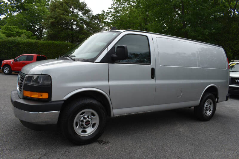 2023 GMC Savana 2500