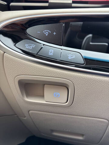 2026 Genesis GV70 2.5T Select