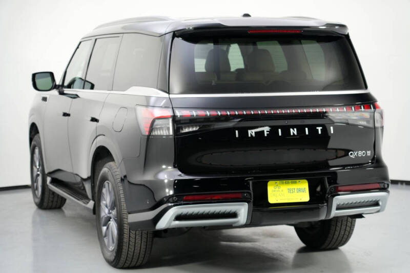 2025 Infiniti QX80 Pure