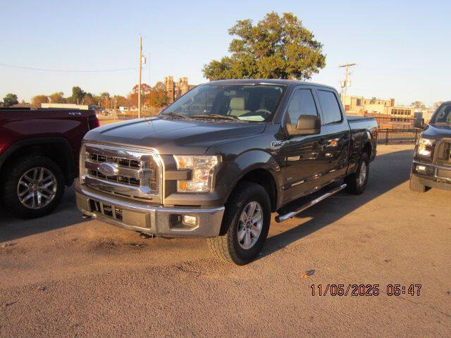 2016 Ford F-150 XLT's photo