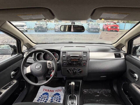 2011 Nissan Versa 1.8 S