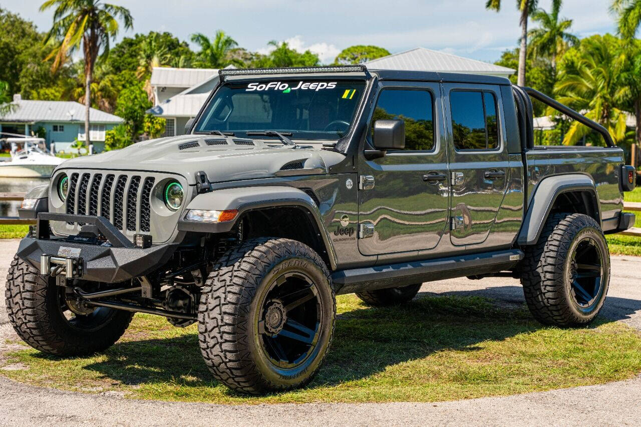 2021 JEEP Gladiator Pickup - $56,999