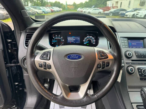 2016 Ford Taurus SEL