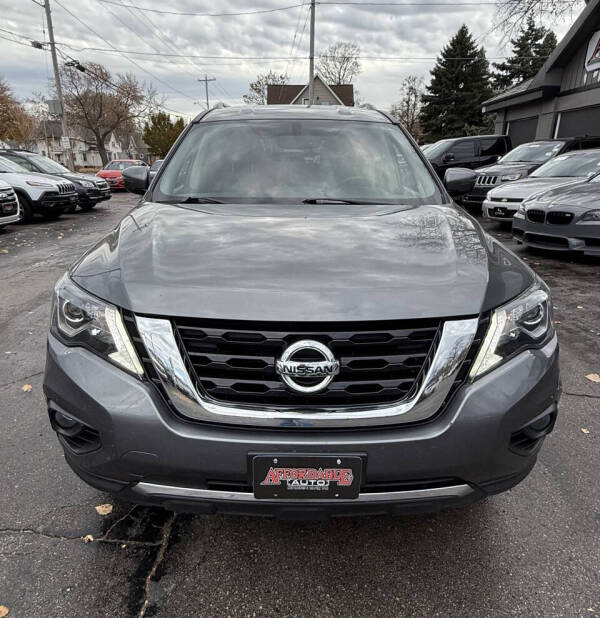 2019 Nissan Pathfinder SV