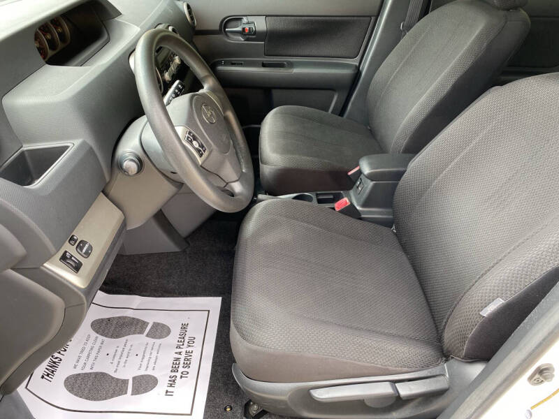 2008 Scion xB