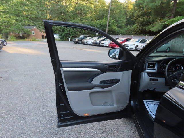 2017 Toyota Highlander LE