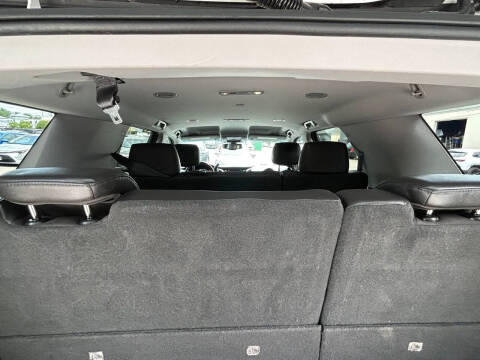 2019 Cadillac Escalade Standard
