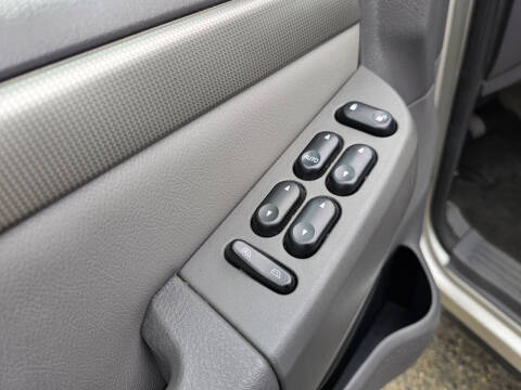 2004 Ford Explorer XLT