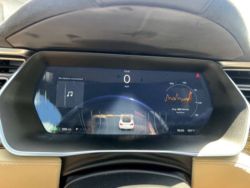 2015 Tesla Model S 85