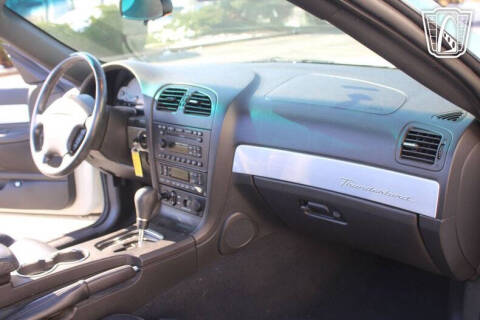 2002 Ford Thunderbird Deluxe