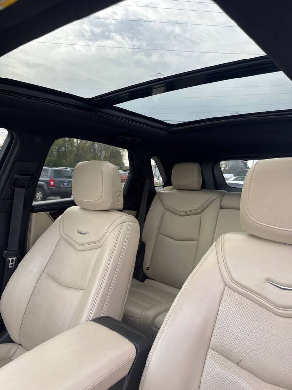 2018 Cadillac XT5 Luxury