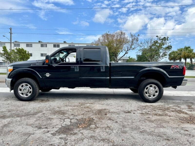 2013 Ford F-350 Super Duty  - $30,995