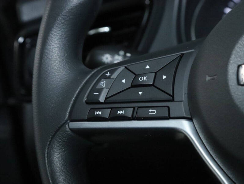 2022 Nissan Rogue Sport S