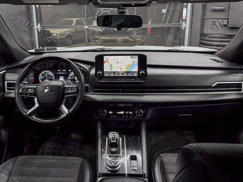 2023 Mitsubishi Outlander