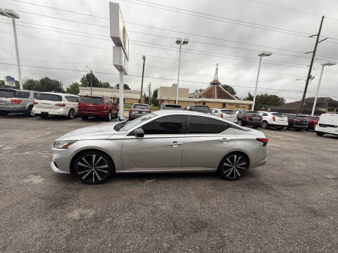 2020 Nissan Altima 2.5 SR