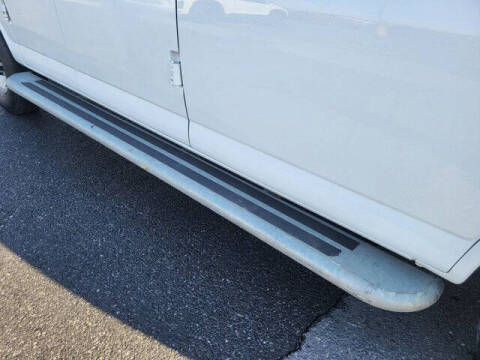 2023 GMC Savana 2500