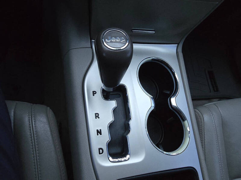 2011 Jeep Grand Cherokee Laredo X