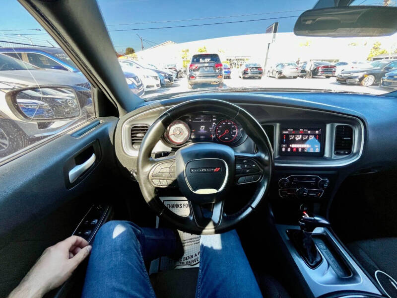 2020 Dodge Charger SXT