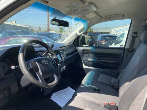 2014 Toyota Tundra SR