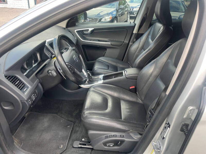 2014 Volvo XC60 T6 Premier Plus