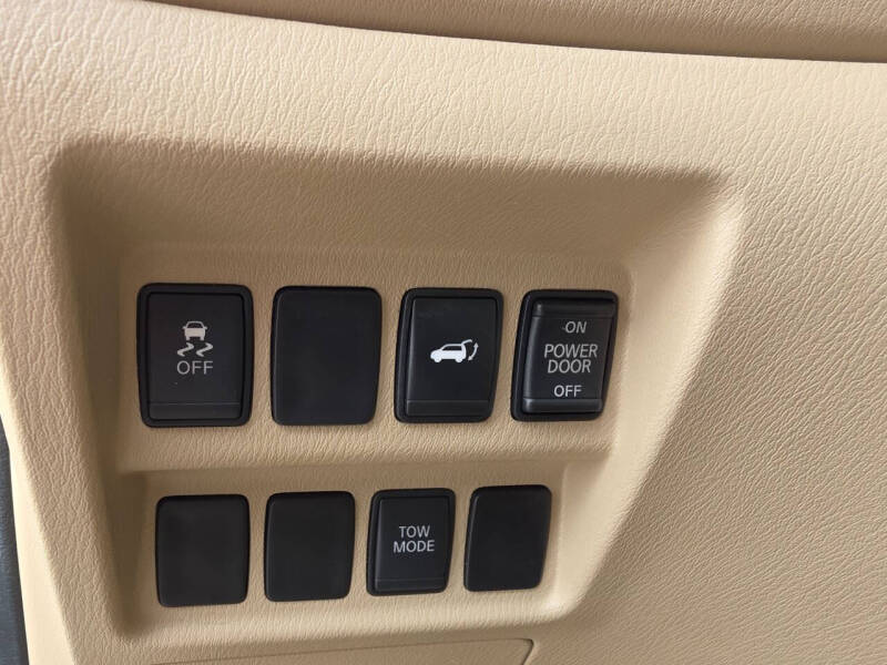 2014 Nissan Pathfinder SL