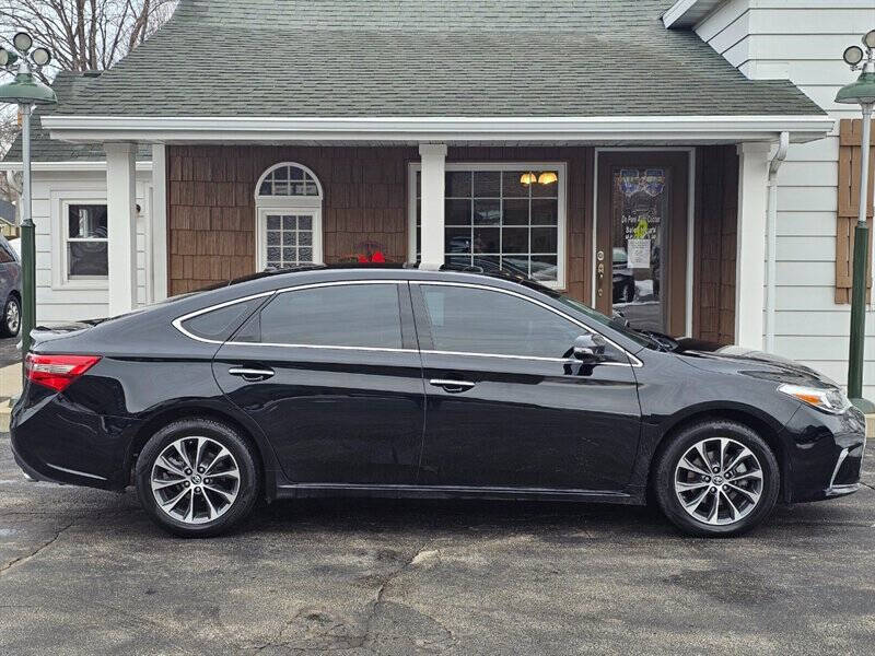 2017 Toyota Avalon XLE Plus