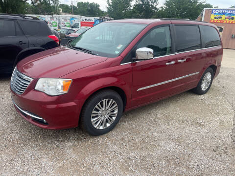 2013 Chrysler Town and Country for sale at Southside Auto in Manhattan KS