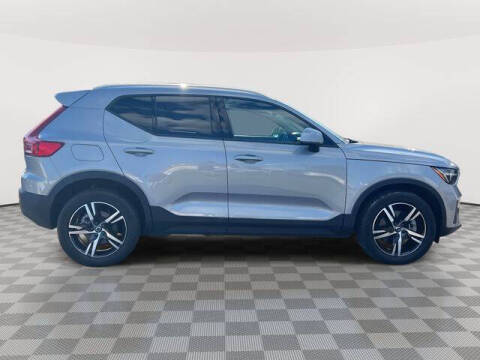 2023 Volvo XC40 B5 Core