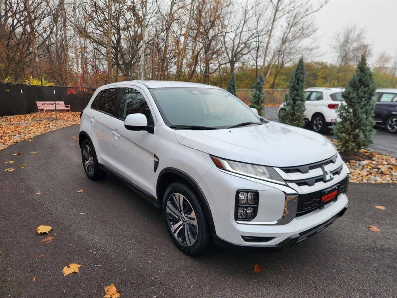 2024 Mitsubishi Outlander Sport ES