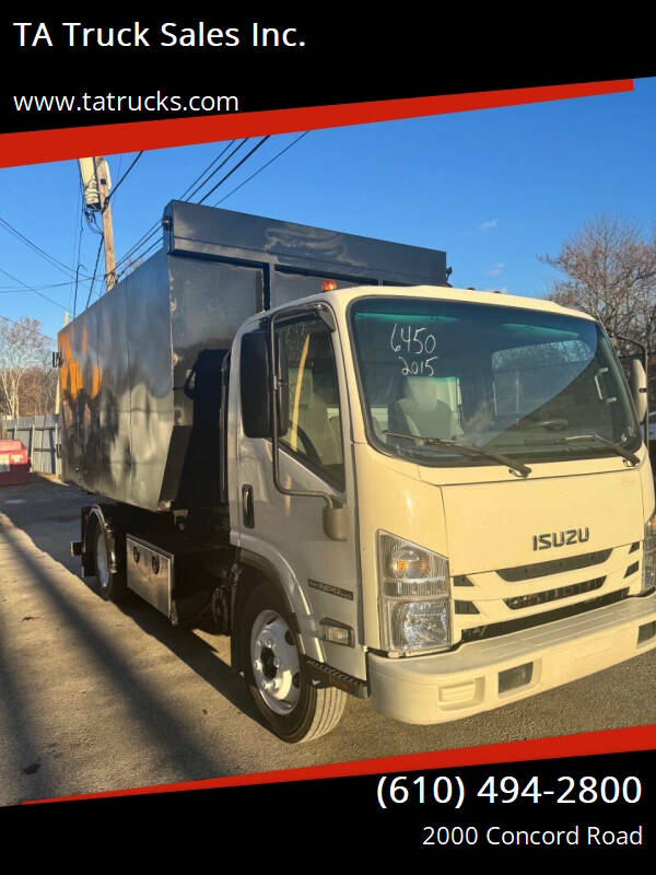 2015 Isuzu NPR HD's photo