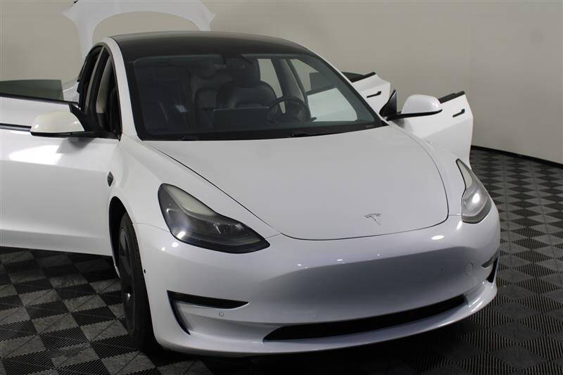 2021 Tesla Model 3 Standard Range Plus