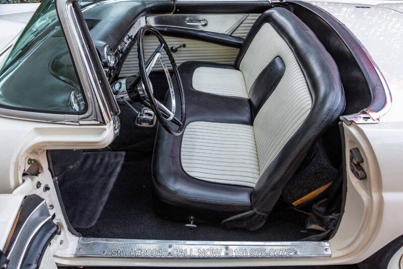 1956 Ford Thunderbird