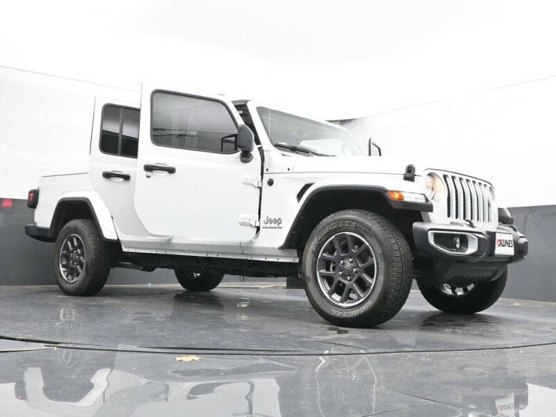 2023 Jeep Gladiator Overland