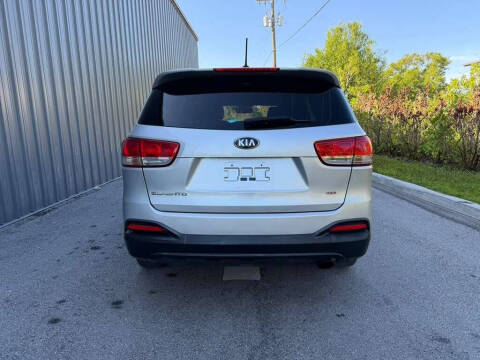2016 Kia Sorento LX
