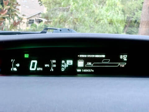 2010 Toyota Prius III