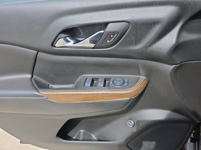 2017 GMC Acadia SLE-2