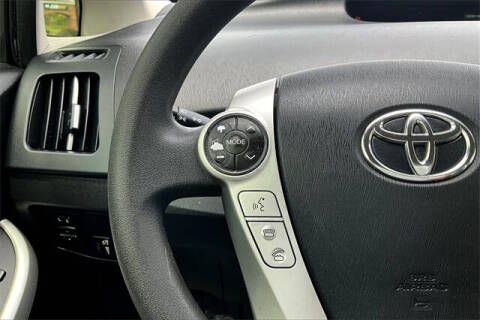 2012 Toyota Prius Plug-in Hybrid Advanced