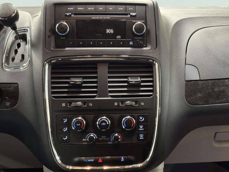 2013 Dodge Grand Caravan SE