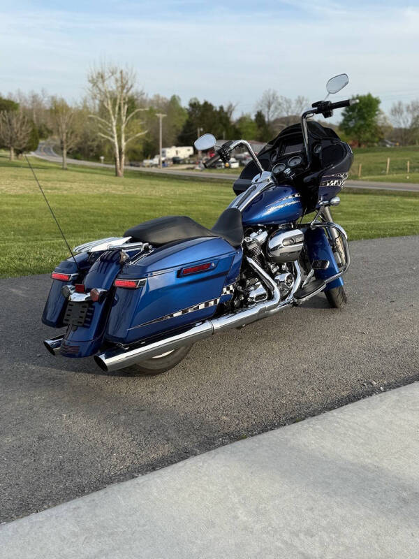 2017 Harley-Davidson Road Glide Special
