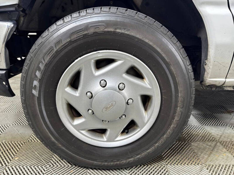 2013 Ford E-Series E-250