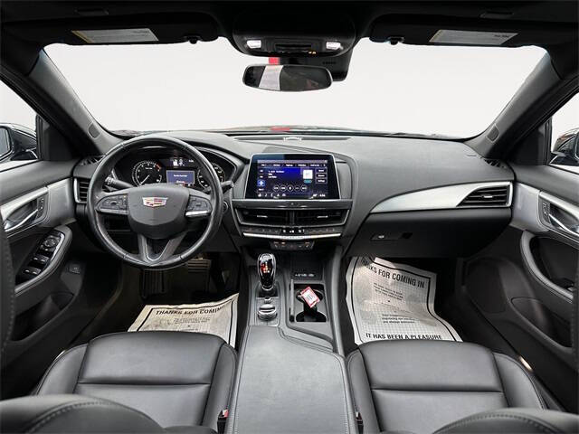 2022 Cadillac CT5 Luxury