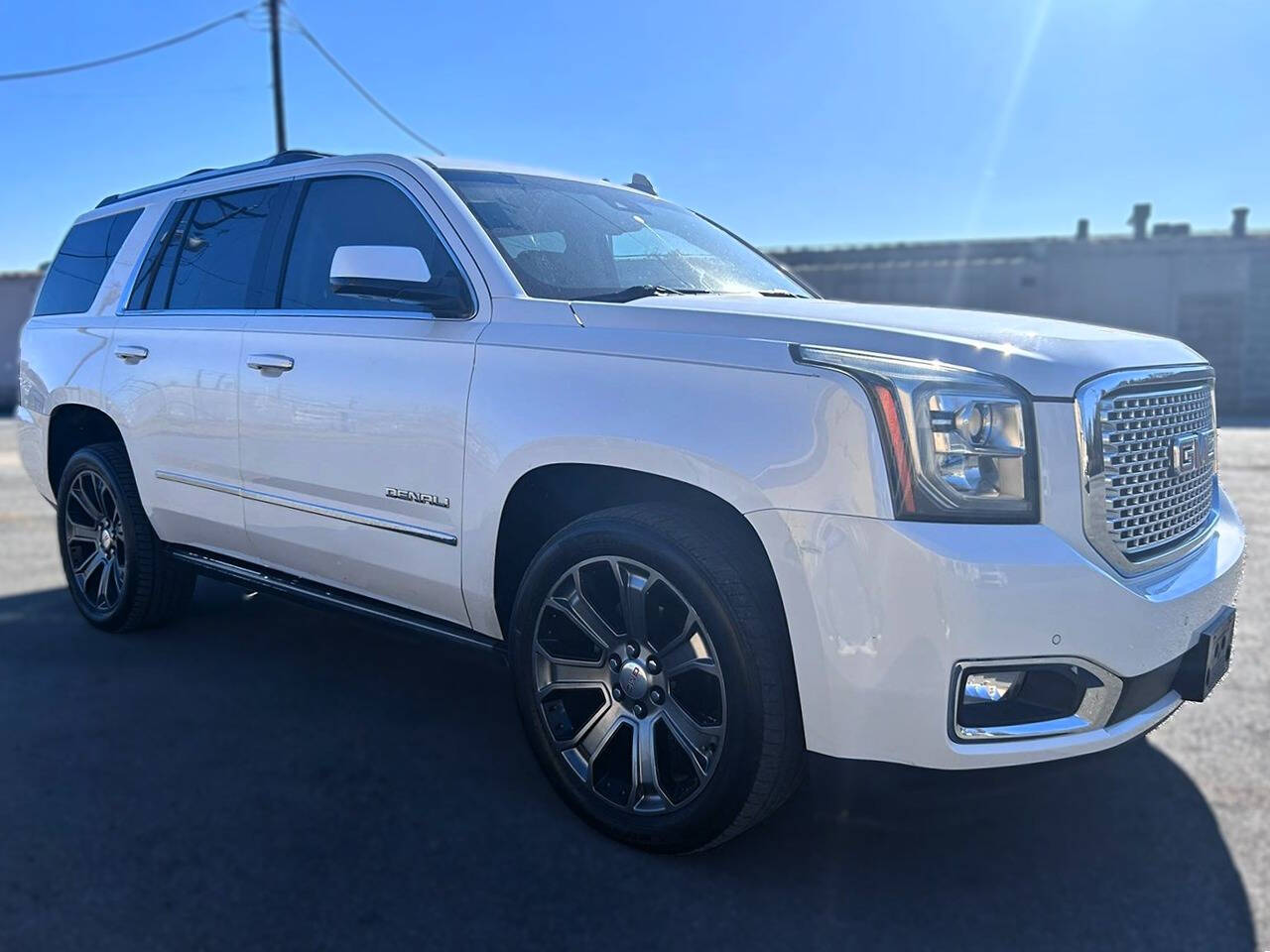 2016 GMC Yukon for sale at E & R Auto in Sherwood, AR