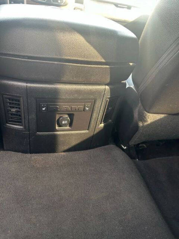 2016 RAM 1500 Laramie